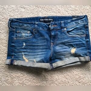 NWT Express Denim Shorts Size 2